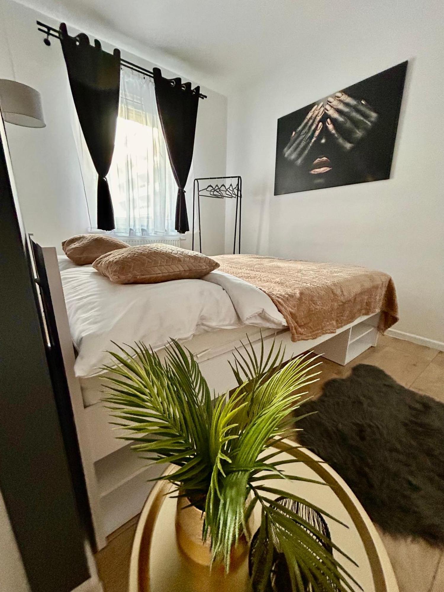 Apartamenty Zielona 지엘로나구라 외부 사진