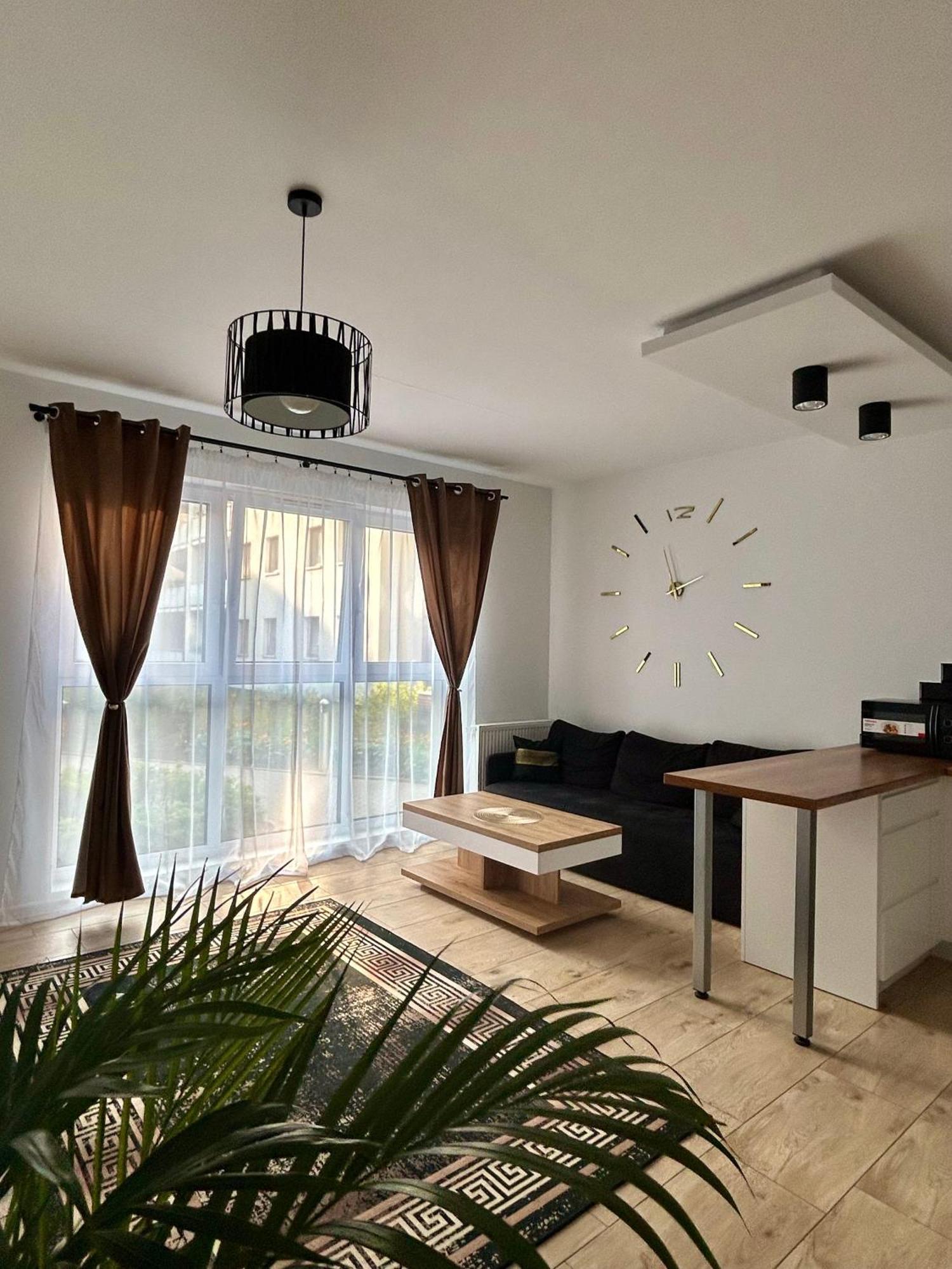 Apartamenty Zielona 지엘로나구라 외부 사진